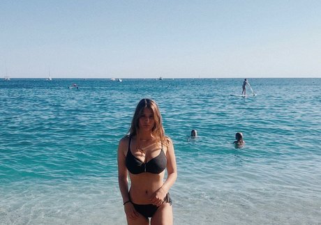 Elissa T onlyfans nude tits