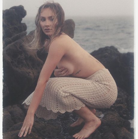 Anya Nicolodi onlyfans leaks