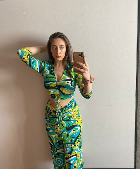 Soph Alice leaked onlyfans.