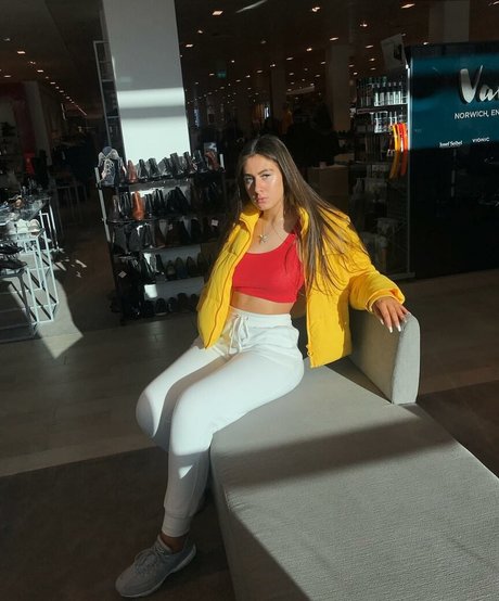 Soph Alice onlyfans nsfw