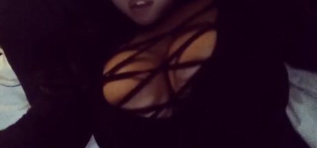 Megan Carys Gomer onlyfans model photo