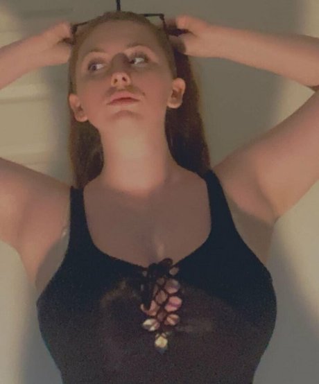 Lily Patrick onlyfans porn leak