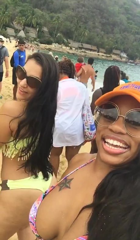 Dominique Chinn onlyfans mega