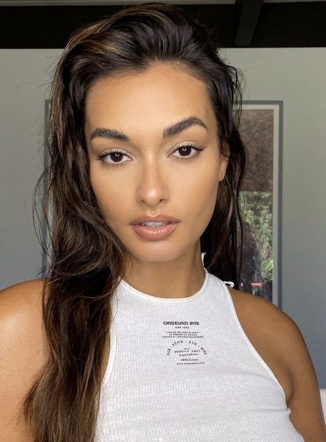 Gizele Oliveira strip onlyfans