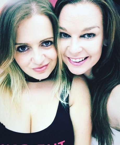 Kirsty Eccleston onlyfans leake