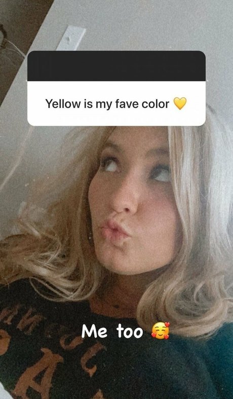 Ohhhayitstays naked on onlyfans