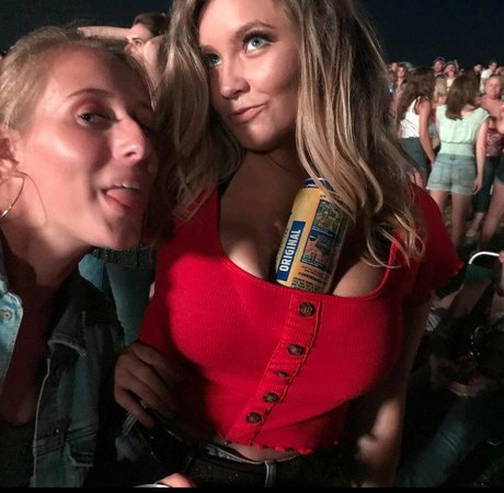 Ohhhayitstays onlyfans boobs