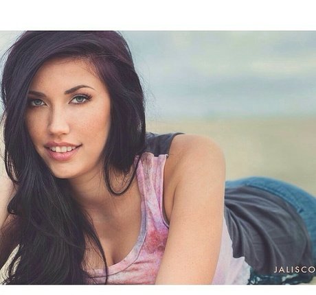 Jenna Ashley onlyfans nude photos