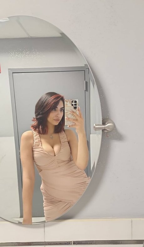 Katzillaax3 nude onlyfans leaked