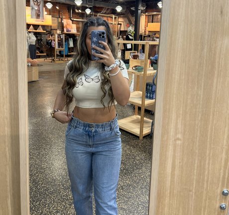 hanahoops only fans nudes