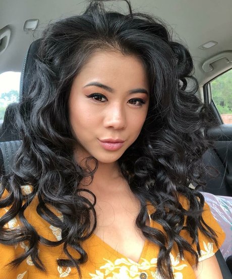 Leah Lewis only fans content