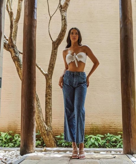 Anya Geraldine onlyfans leaks