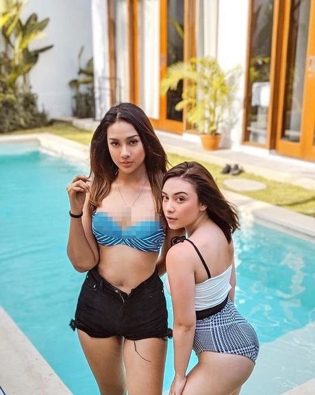 Anya Geraldine onlyfans naked leak