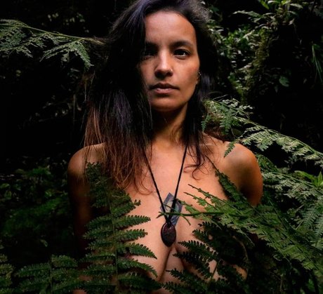 Kami Queiroz only fans leaks