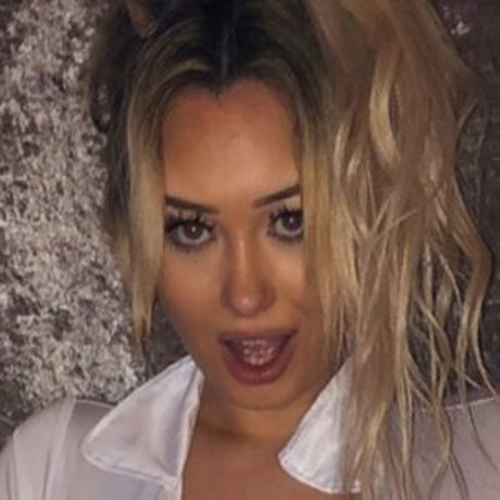 Irish amber x naked onlyfans leak