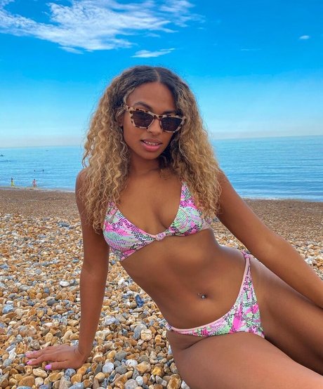 Kemi Rodgers onlyfans leaked pics