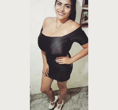 Marlii Rodriguez onlyfans leaked tits