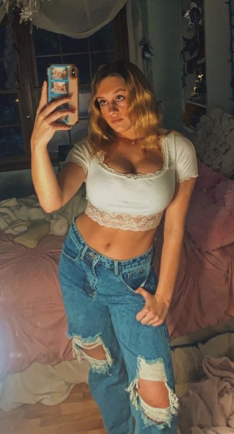 Gracie Diewald onlyfans leaked pics