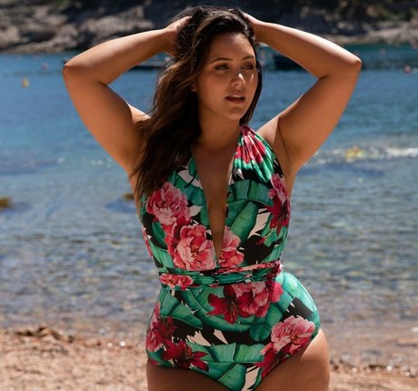 Yasmine MInovski xxx onlyfans