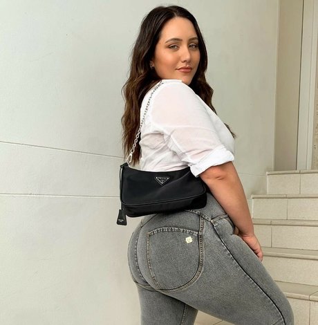 Yasmine MInovski new onlyfans