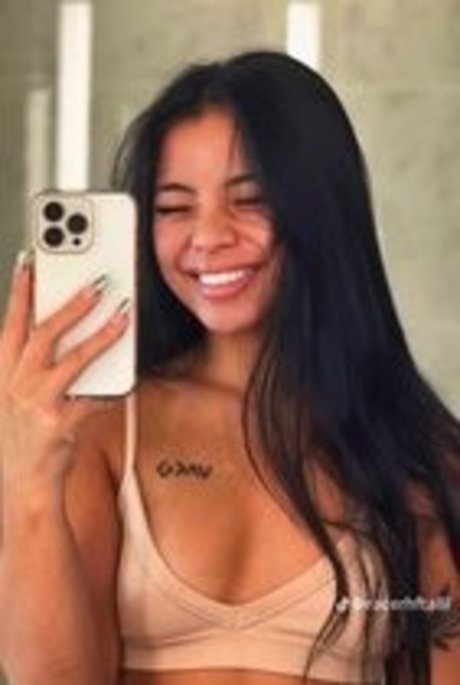 Quem e Essa Mina onlyfans leaked