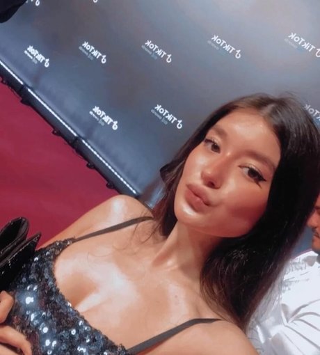 Gbii Mel0 leaked onlyfans