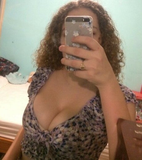 Tania Leal onlyfans nudes