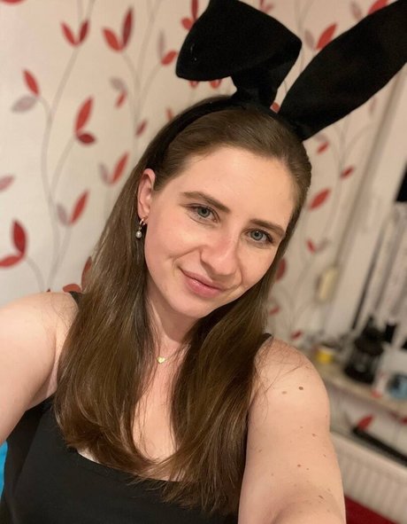 Amina Henderson onlyfans leaked nudes