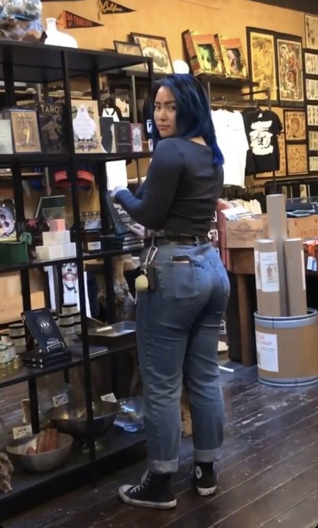 ih8vegans nude only fans