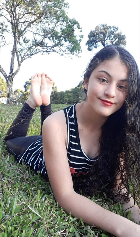 Pezinhos Da Jhenny naked onlyfans leaks