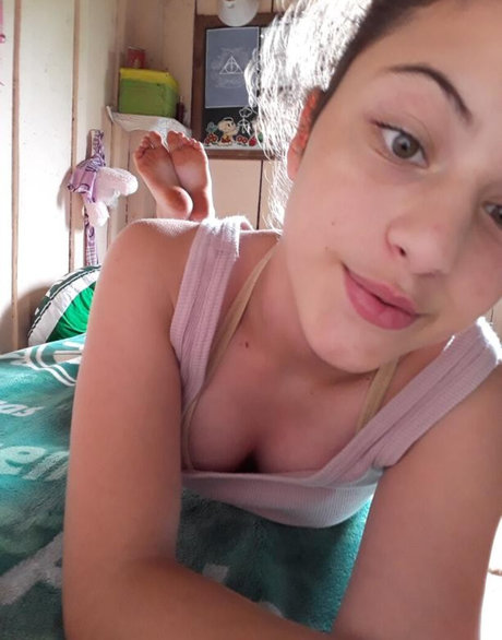 Pezinhos Da Jhenny onlyfans leaked pictures