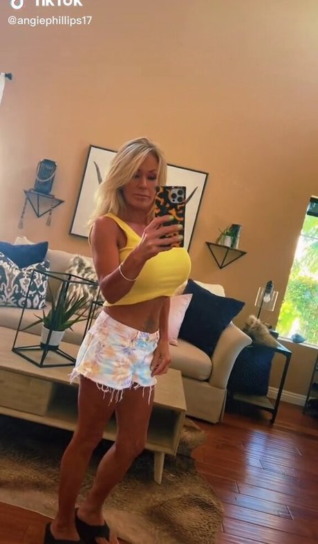 Angie Phillips leak only fans