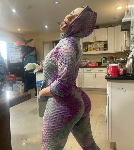 Mizvanezza nude leaks onlyfans