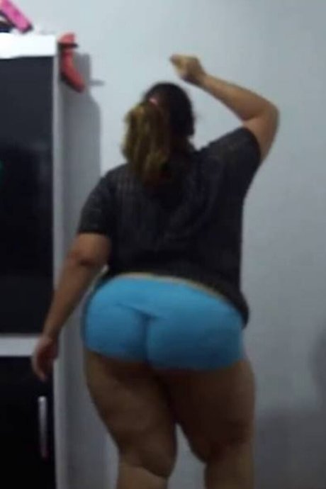 Kamilona onlyfans content