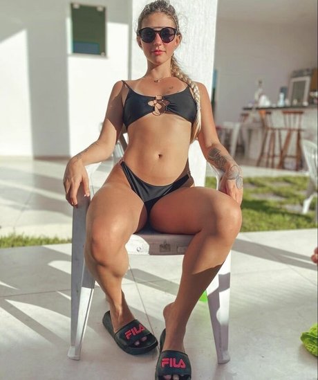 bellagi7lc onlyfans leaked dirtyship