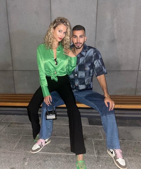 Rose Bertram onlyfans nude leaks