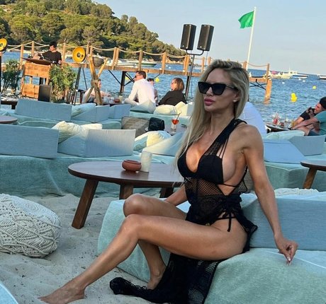 Luciana Salazar onlyfans leakes