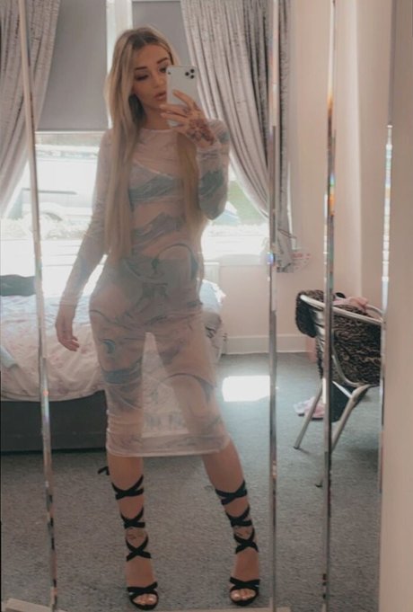 Emma Jane Donald tits onlyfans