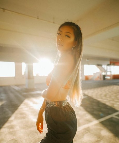 Gloriawuuu only fans content