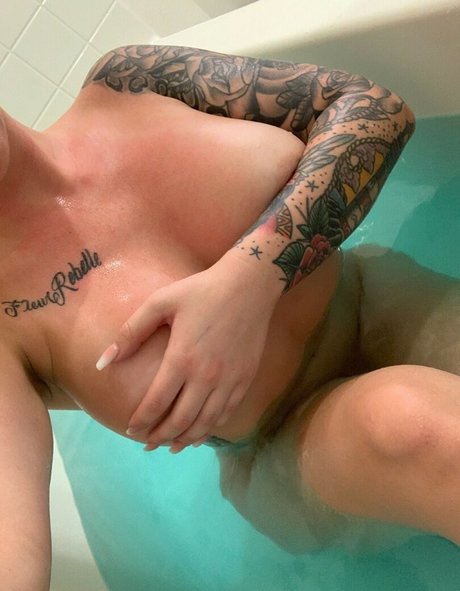 Holli Gustafson onlyfans leaka