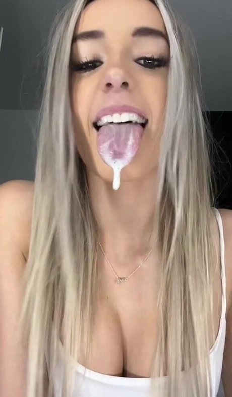 Alex Fox naked leaked onlyfans