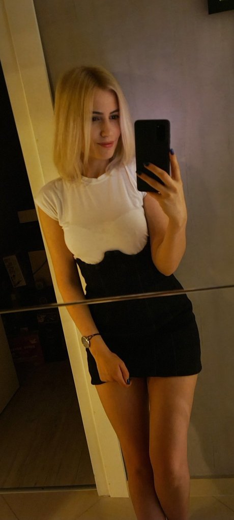 sarrabooo leaked onlyfans