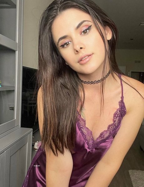 Kirabira93 onlyfans leak