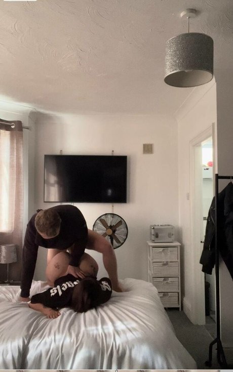 Mel Farahmand leaked onlyfans sextape