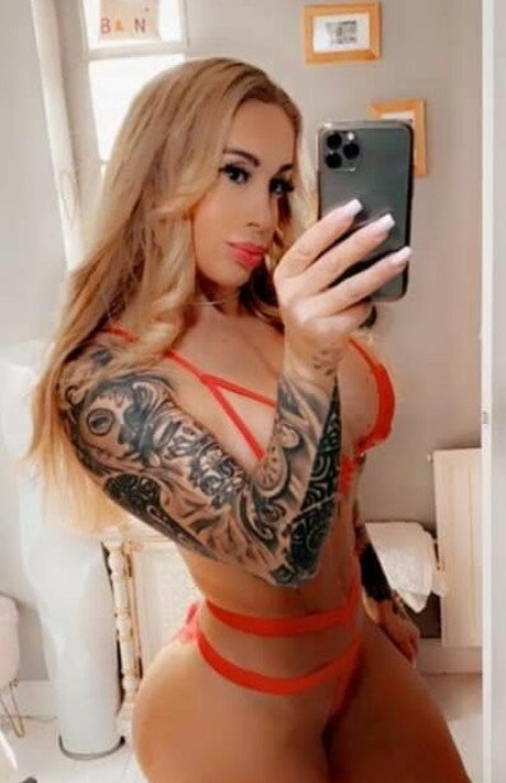Victoria Lomba onlyfans leaks nude