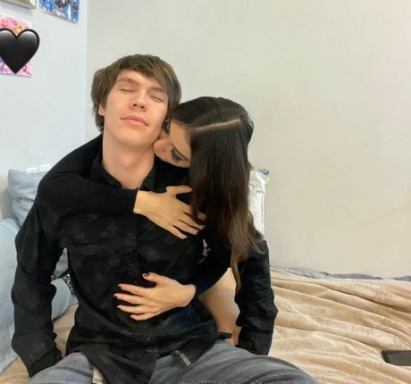 ChloeNight onlyfans nude photos