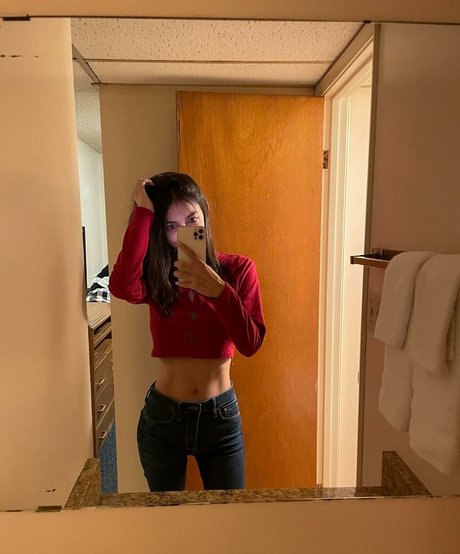 ChloeNight tits onlyfans