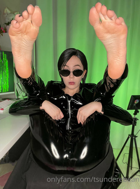 Tsunderebean leaks only fans