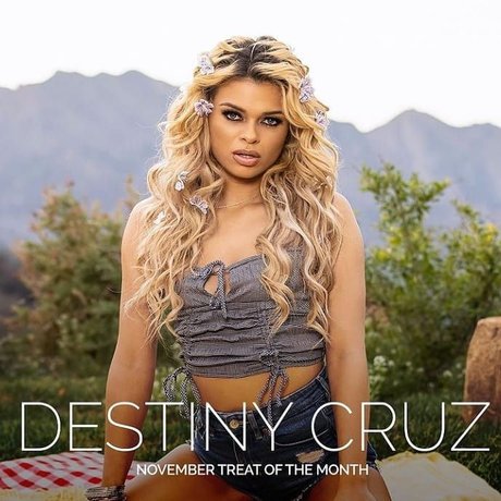 Destiny Cruz onlyfans fuck