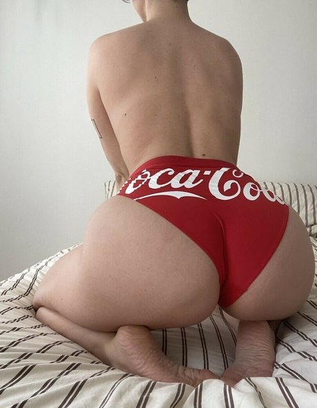 Molly Bloom leaked onlyfans pics